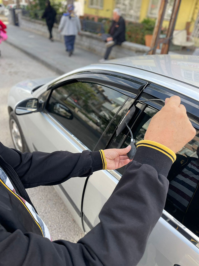 Karpuzlu Oto Kilitçisi